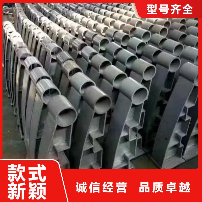 护栏国道抗冲击围栏厂家诚信可靠