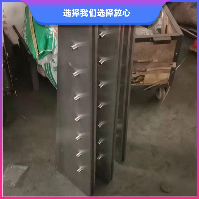 铸造石仿石护栏立柱灯光防撞护栏严格把控每一处细节同城公司