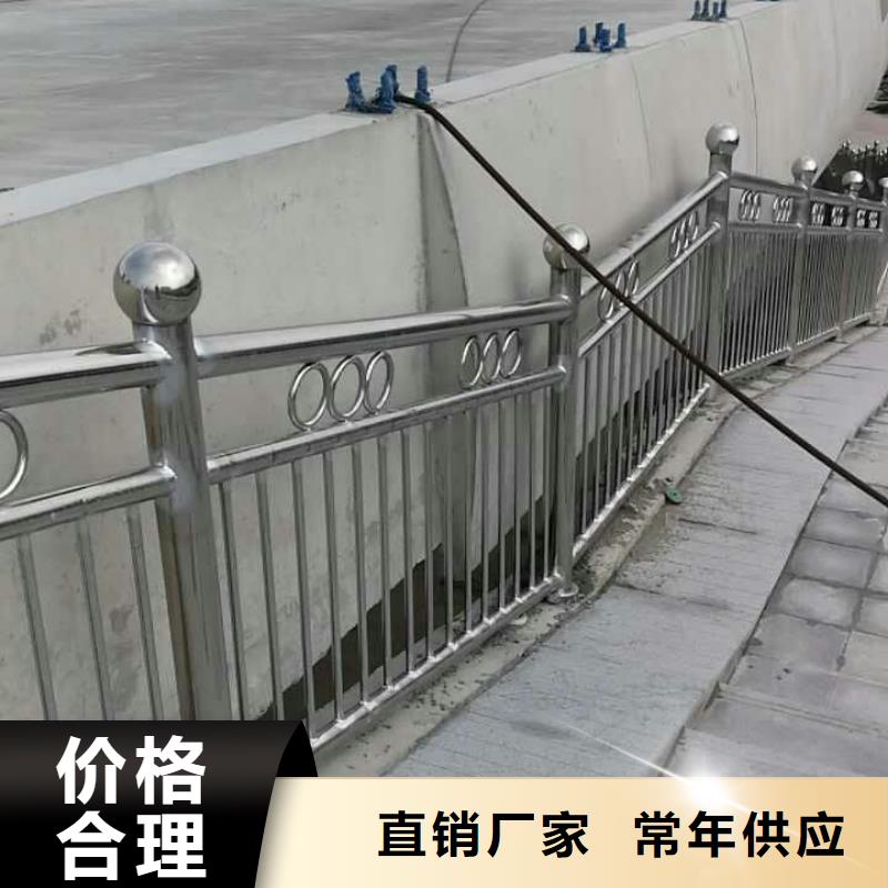 护栏国道抗冲击围栏批发价格打造行业品质