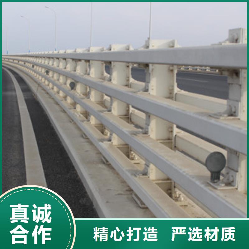 防撞护栏_不锈钢桥梁护栏厂家十分靠谱使用寿命长久