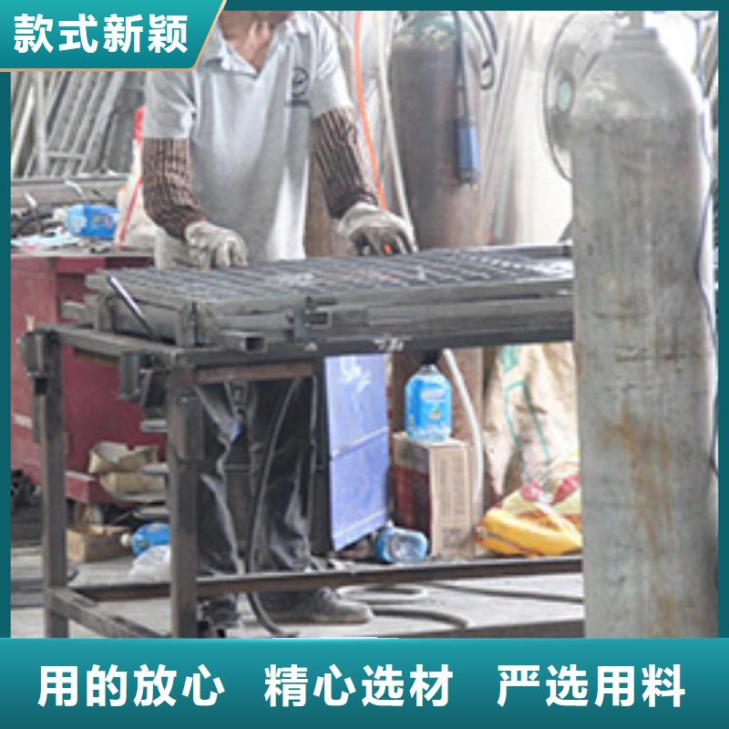 【道路护栏】国道抗冲击围栏用心细节好产品好服务