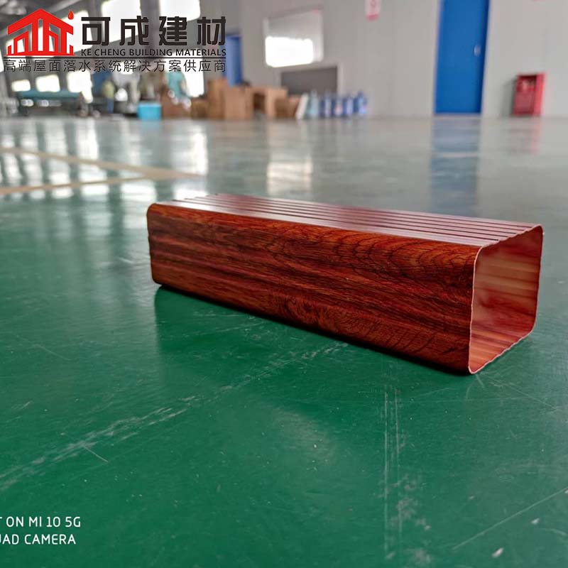 高楼雨水管中心