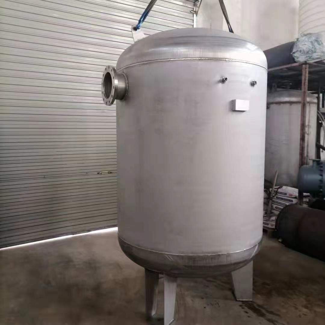卧式承压水箱诚信厂家辉煌承压水箱产地源头好货
