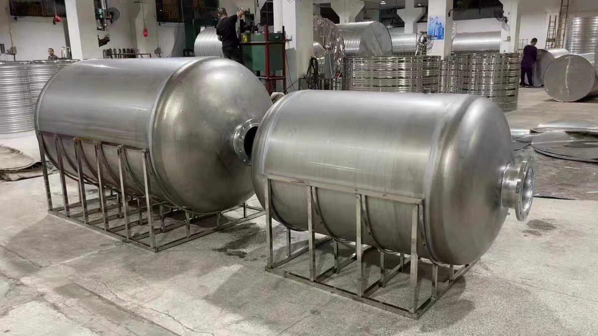 承压水箱厂家辉煌库存量大