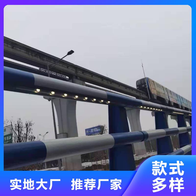 【铸造石仿石护栏立柱】河堤护栏源头厂家供应支持拿样