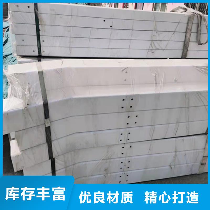 交通隔离护栏_常年生产匠心工艺