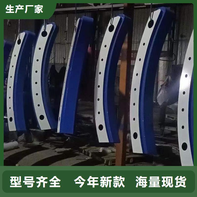 常年供应交通护栏隔离栏-价格优惠{本地}生产厂家
