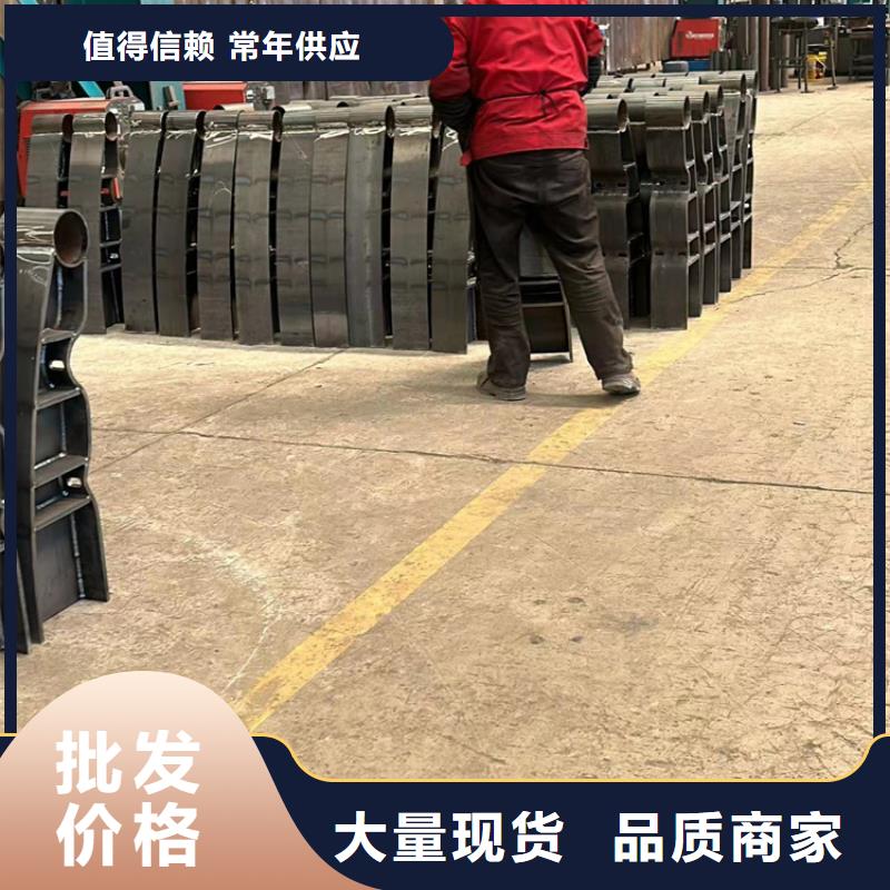 护栏旋转护栏厂诚信经营厂家拥有先进的设备