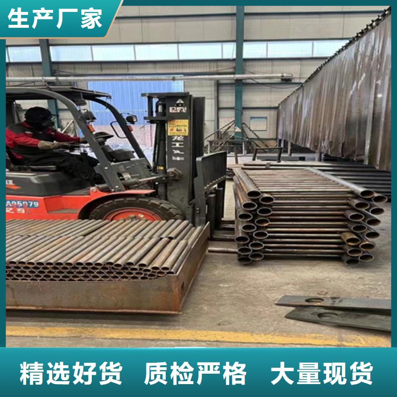 灯光护栏镀锌管景观护栏品质好才是硬道理本地经销商