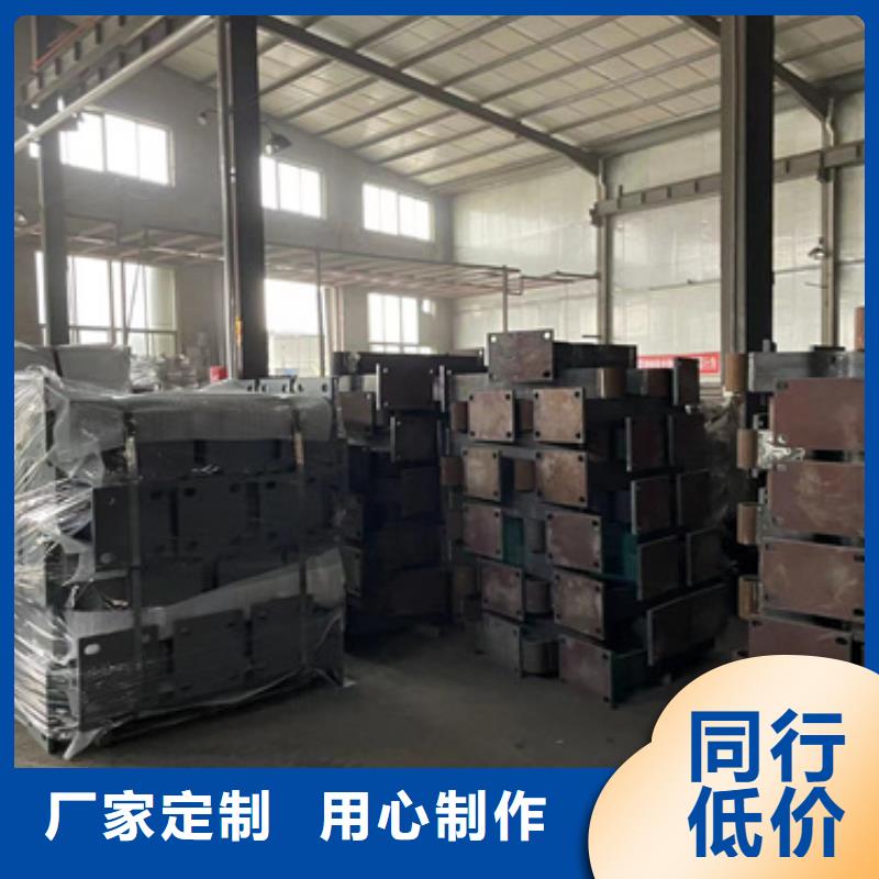 灯光护栏灯光防撞护栏用心经营货源稳定