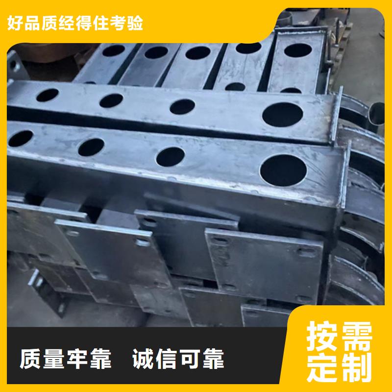 ​【道路护栏国道抗冲击围栏来电咨询】用心服务