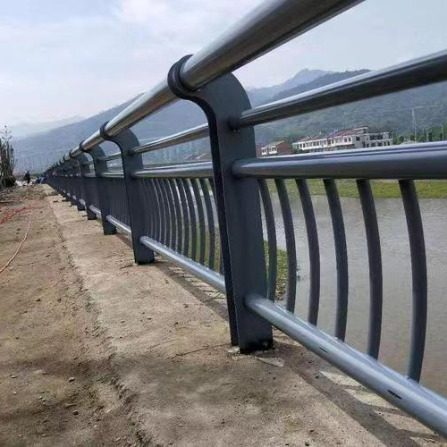 铝合金栏杆厂家订货当地制造商