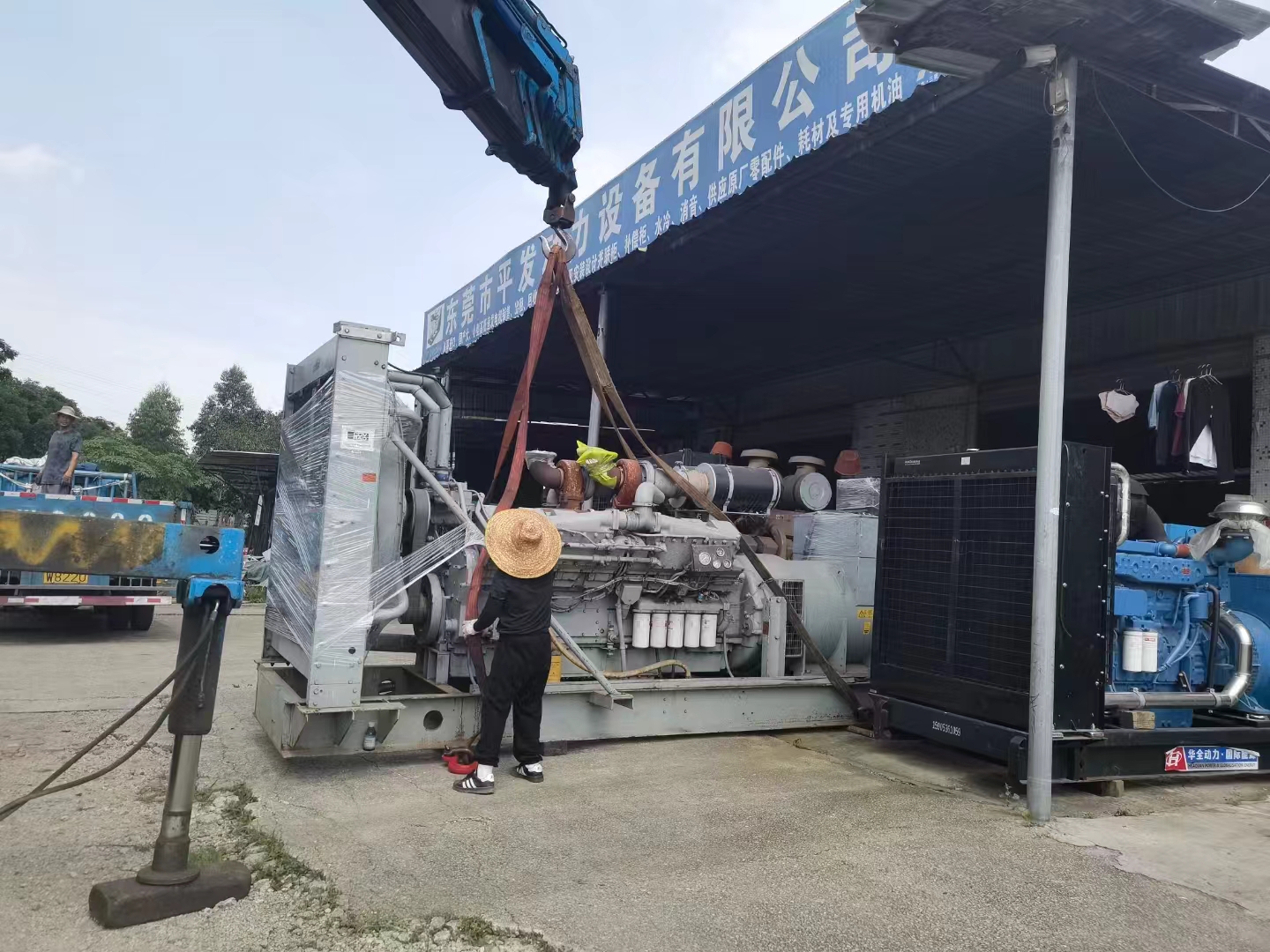 岳麓出租发电机电话厂家大量现货