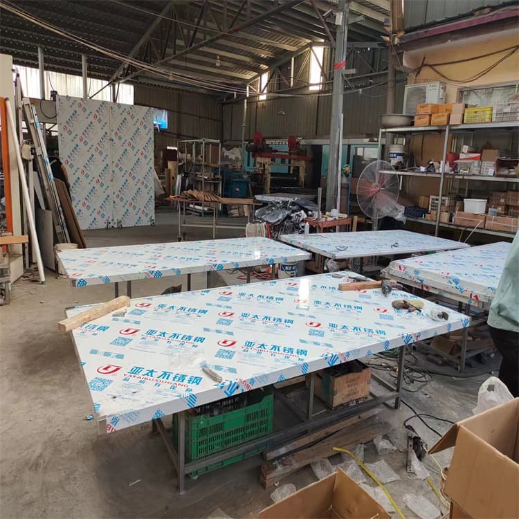 射线防护门制造商保障产品质量