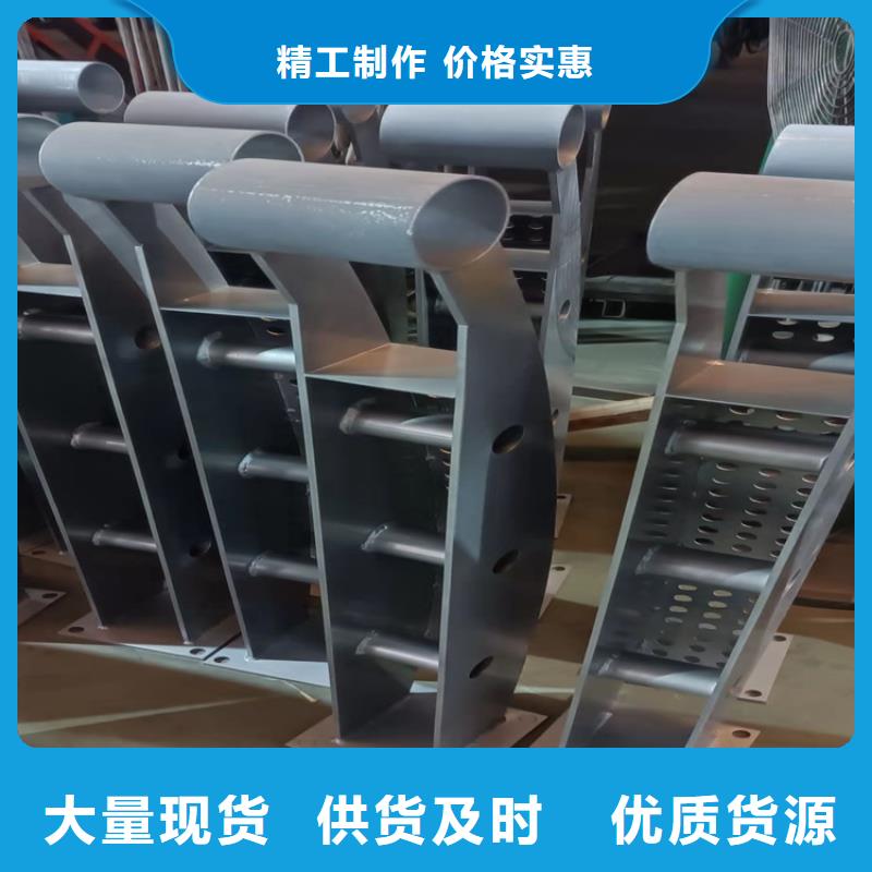 桥梁护栏-防撞护栏立柱专业生产团队按需定做