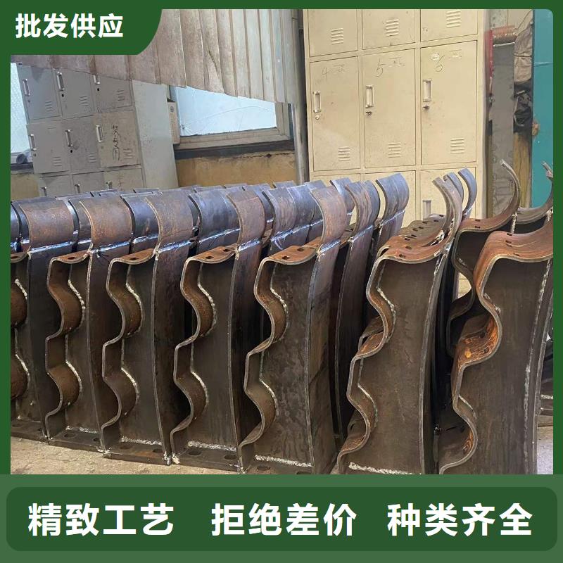 防撞护栏道路护栏厂家直营现货满足大量采购