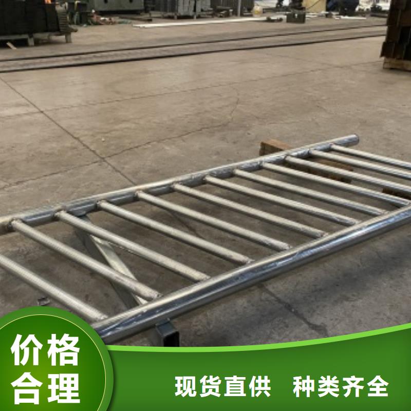 【护栏国道抗冲击围栏好货直供】货源直供