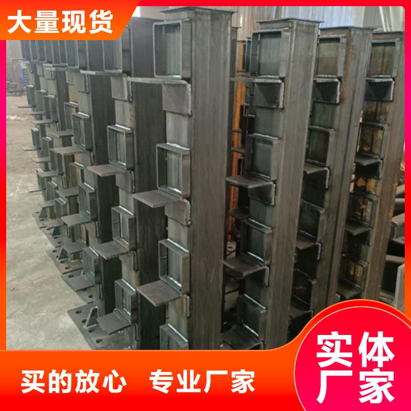 护栏立柱,旋转护栏真正的源头厂家实体诚信经营
