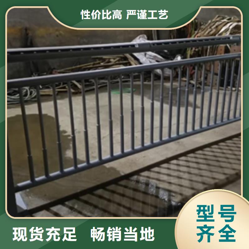 防撞护栏河堤防撞护栏应用范围广泛质量不佳尽管来找我