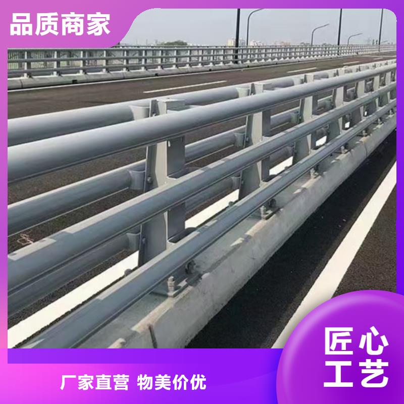 防撞护栏镀锌波形护栏厂家实力雄厚质检合格出厂