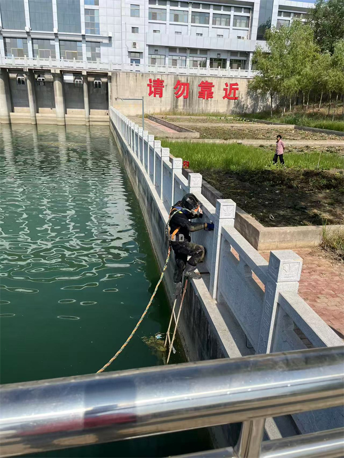 钢板桩切割拆除欢迎来电拒绝虚高价