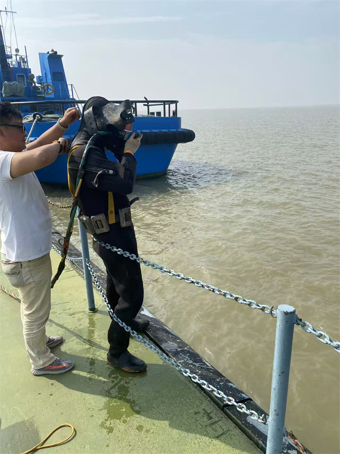 水下砌墙封堵管道欢迎来电有实力