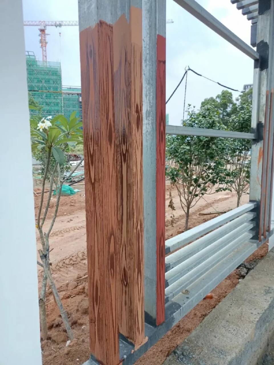 钢结构仿木纹漆，金属面木纹漆，镀锌管木纹漆全包施工价格