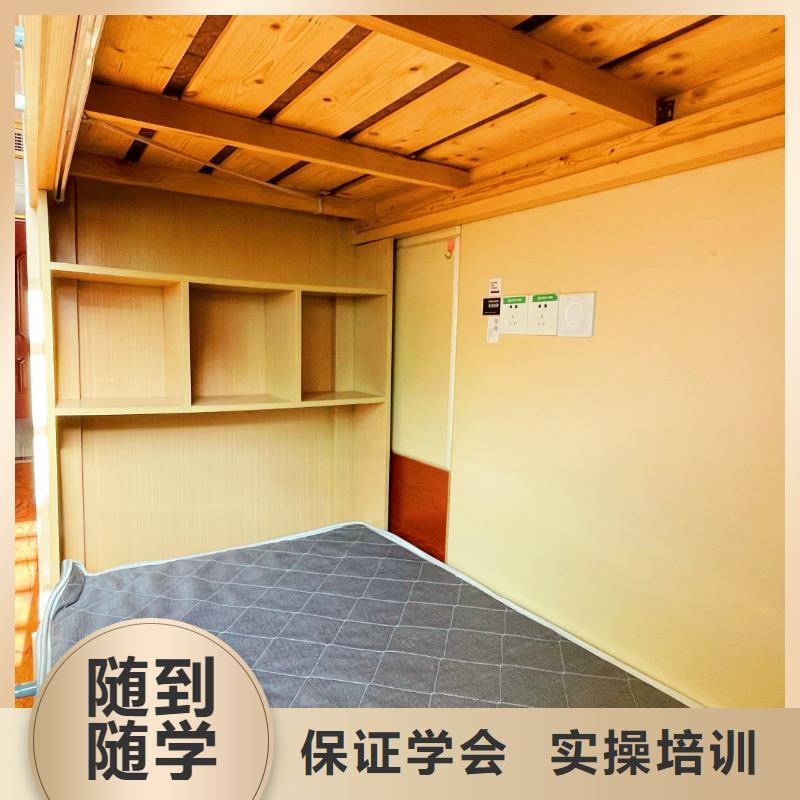 【山东艺考文化课复读学校实操教学】老师专业