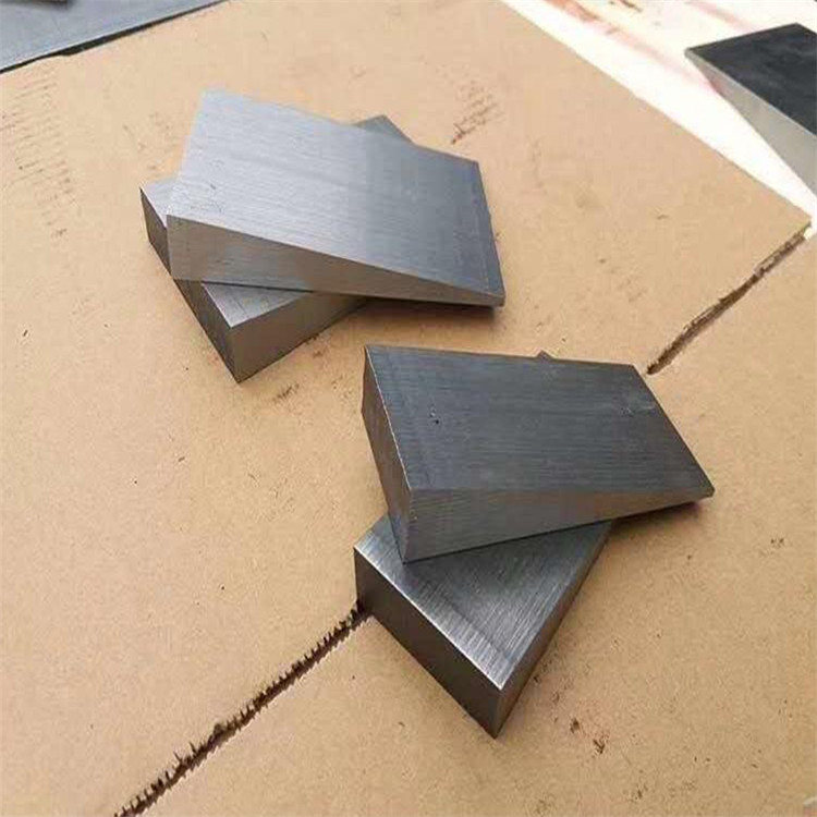 斜铁带锯床加工斜垫铁品质卓越