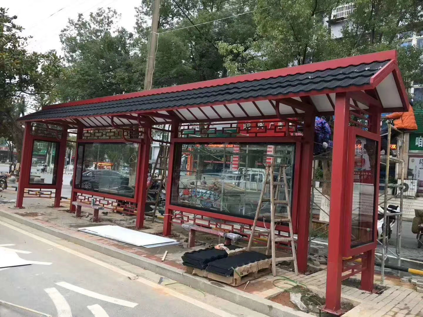 候车亭_工地移动厕所多家仓库发货厂家直销