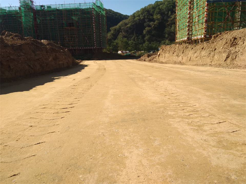 土壤固化剂报价本地厂家可接急单