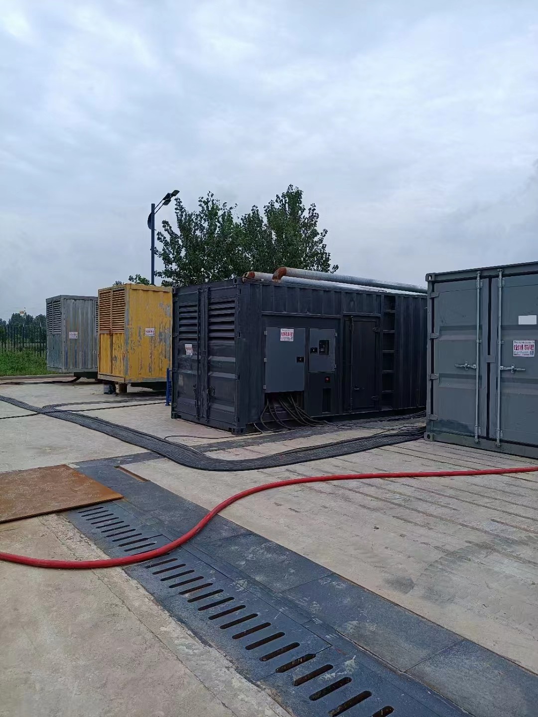 200KW发电机出租租赁400KW发电机电缆线出租UPS电源出租120KW发电车租赁实力团队质量保证