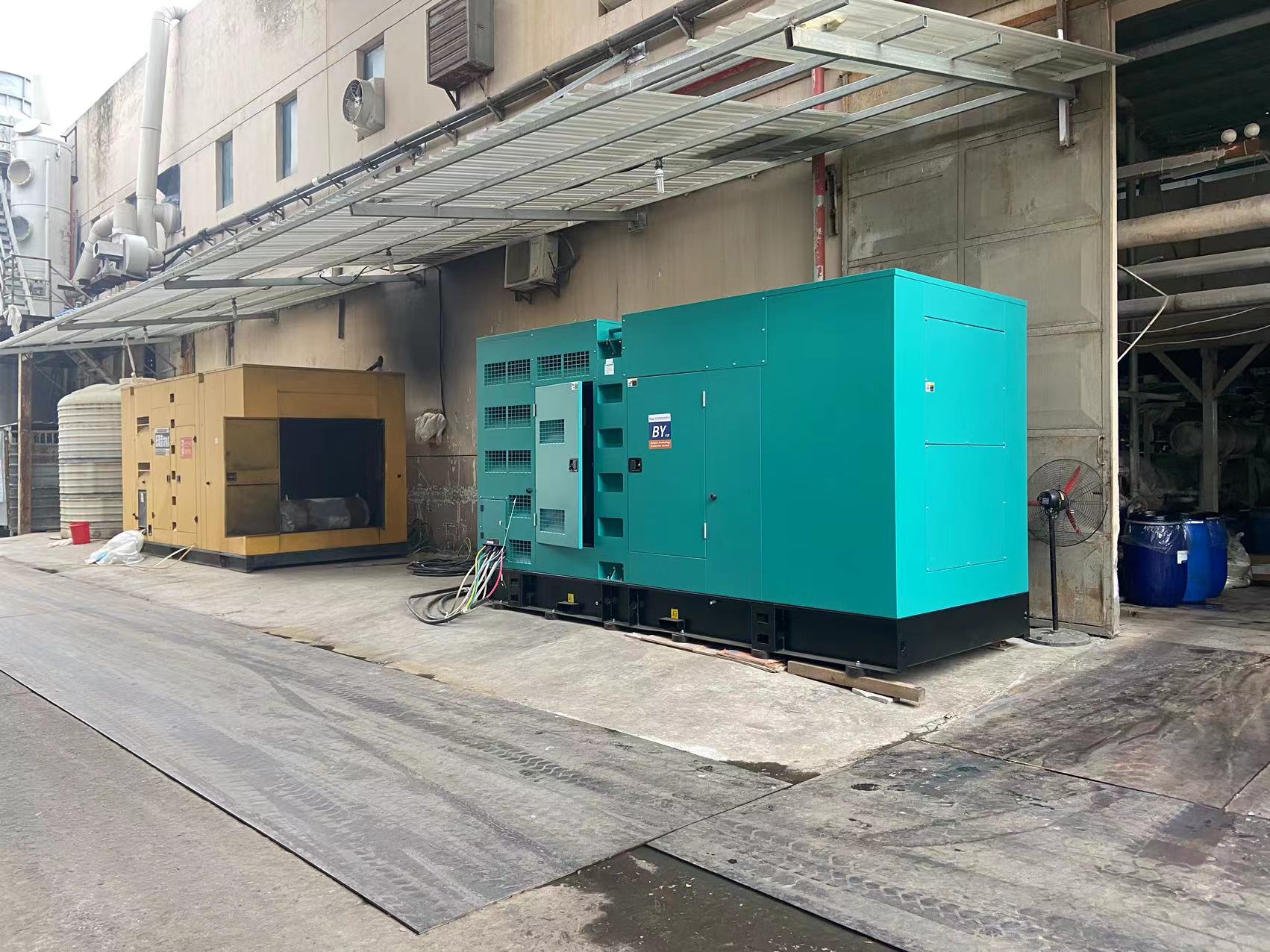 电缆线出租报价/400KW发电机租赁报价批发价诚信经营