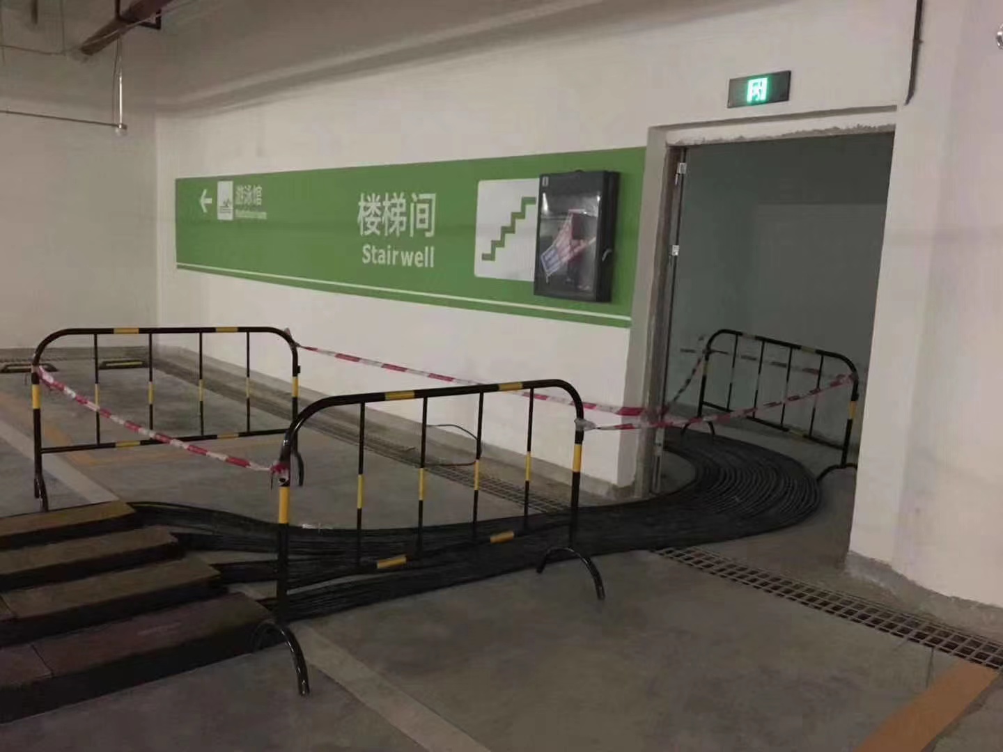 200KW发电机出租租赁400KW发电机电缆线出租UPS电源出租-1000KW发电机出租放心之选团队