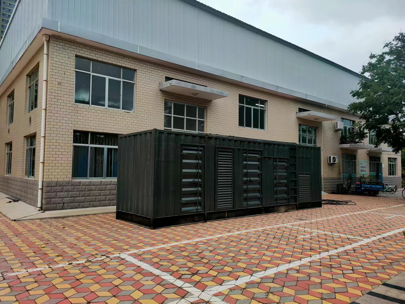 200KW发电机出租租赁400KW发电机电缆线出租UPS电源出租,租赁发电机知名公司实力商家