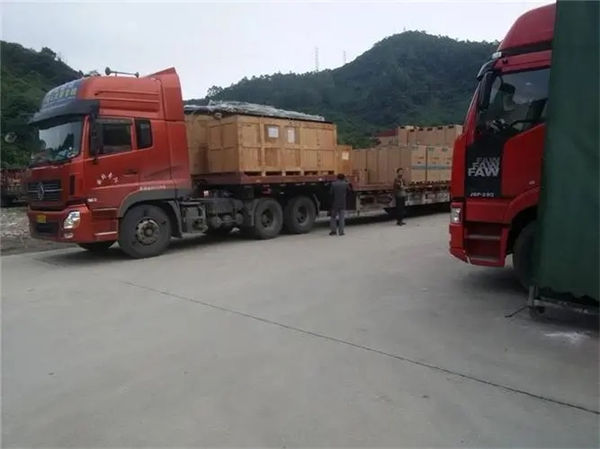物流：兴泰直达佛山更合镇物流公司