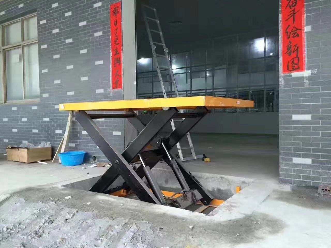 剪叉式可移动升降机价格用心做好每一件产品