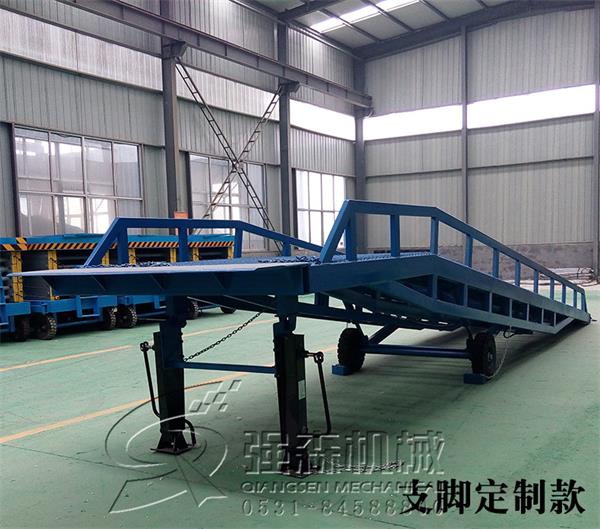 登车桥的价格安装