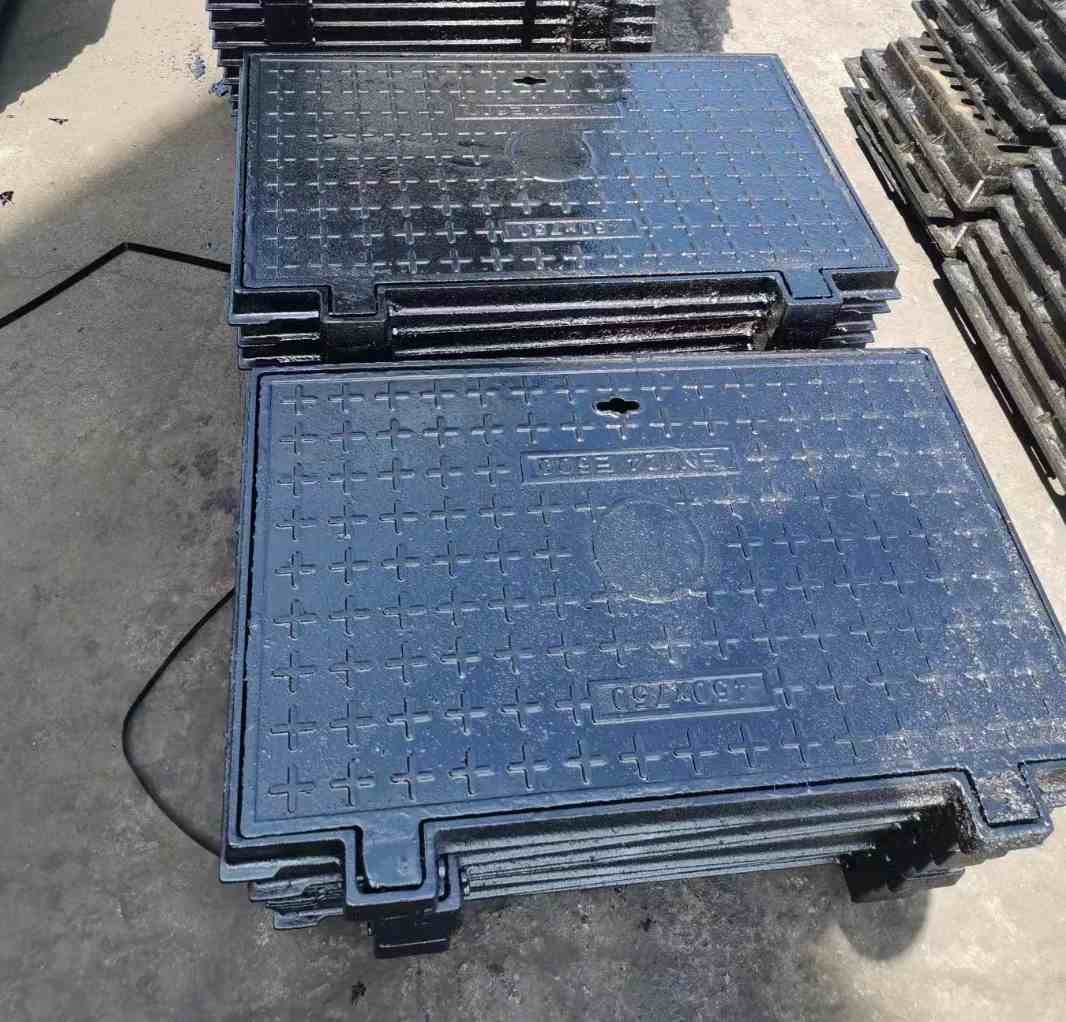 弱电球墨铸铁井盖DN900*1000建通铸造厂家产品细节